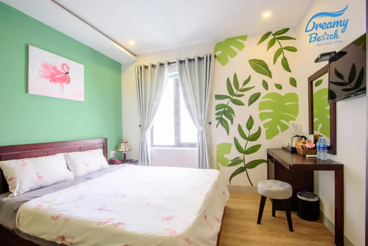 Azure Hotel Da Nang - Beach 2*,  越南