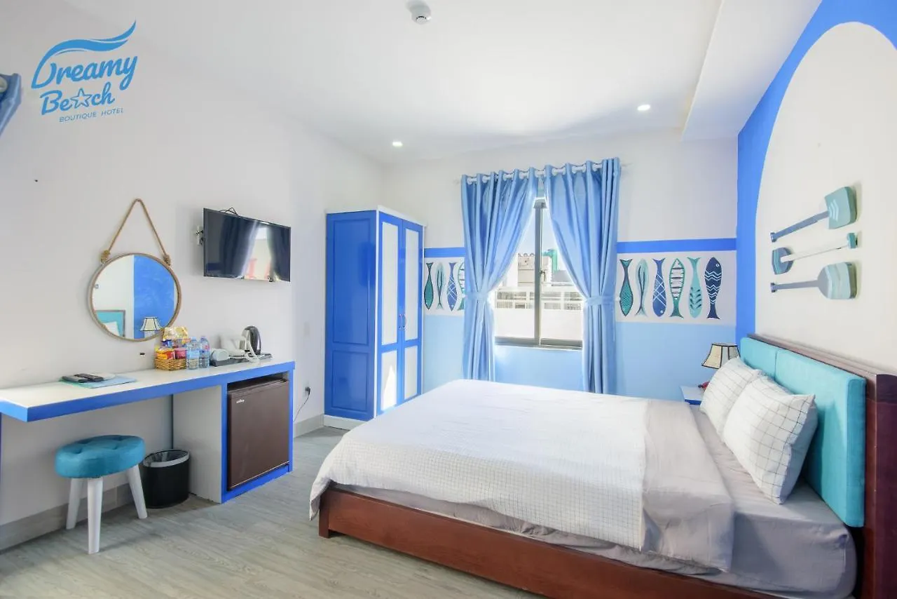 Azure Hotel Da Nang - Beach